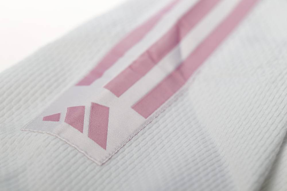 Ju Sports adidas Judo-Anzug Club weiß/pinke Streifen, J350 Sonderangebot der Fabrik