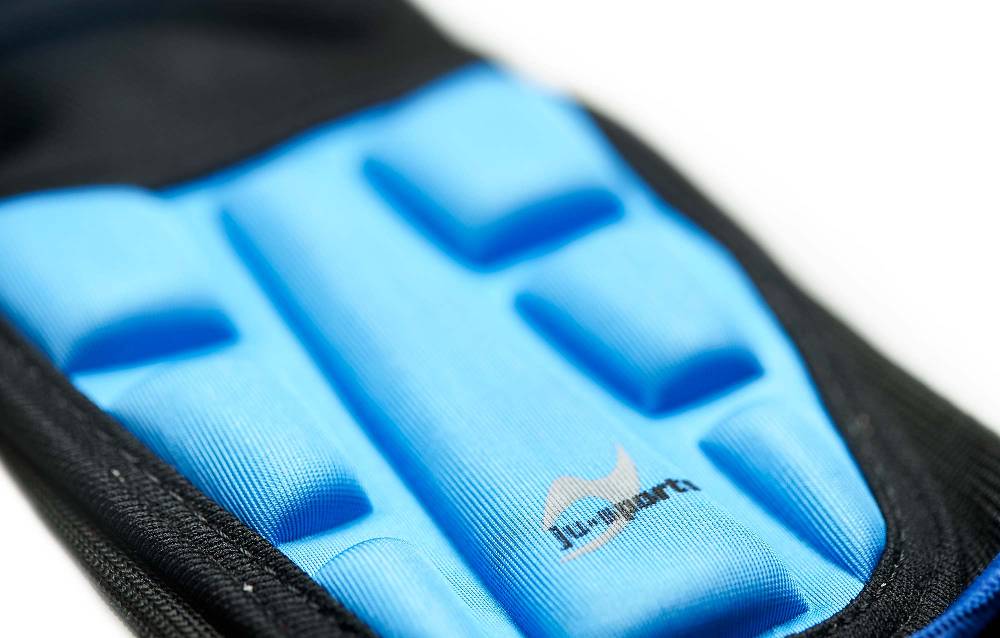 Ju Sports Schienbein-/Spannschoner V-Shape C19 blau Nur noch ein Tag übrig