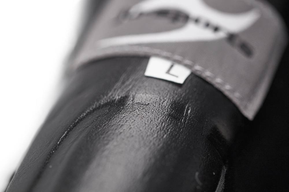 Ju Sports Abverkauf: Schienbeinspannschutz Leder VIP-Rabatte