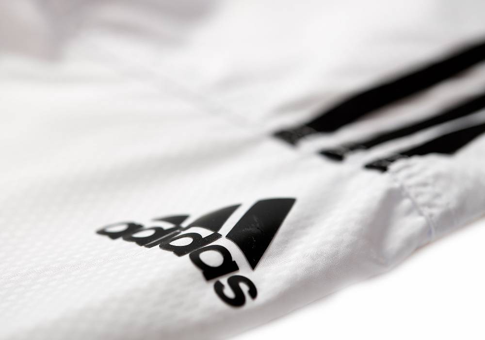 Ju Sports adidas Taekwondoanzug, Fighter mit Streifen, ADITF02 Kostenloser Versand international