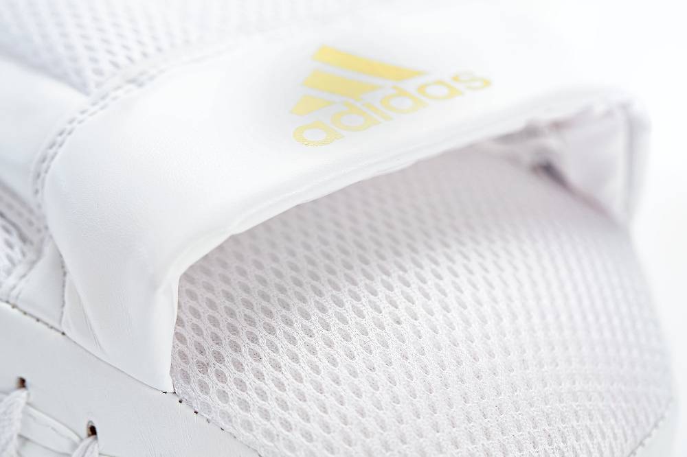 Ju Sports adidas Speed Coach Paar-Pratzen, weiß/gold ADISBAC014 Preisnachlass