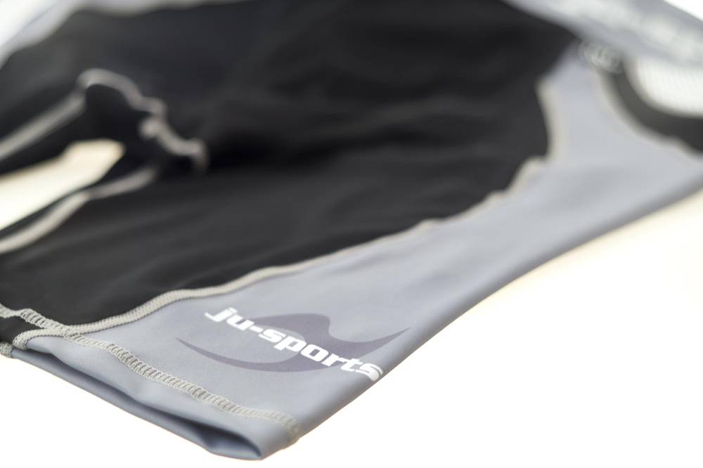 Ju Sports Compression ProLine Short + Motion Pro Flexcup, Tiefschutz Top Angebot