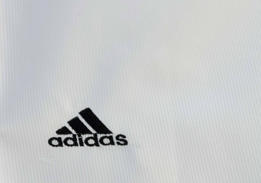 Ju Sports adidas Taekwondoanzug Poom, schwarz/rotes Revers Bis zu 60% Rabatt