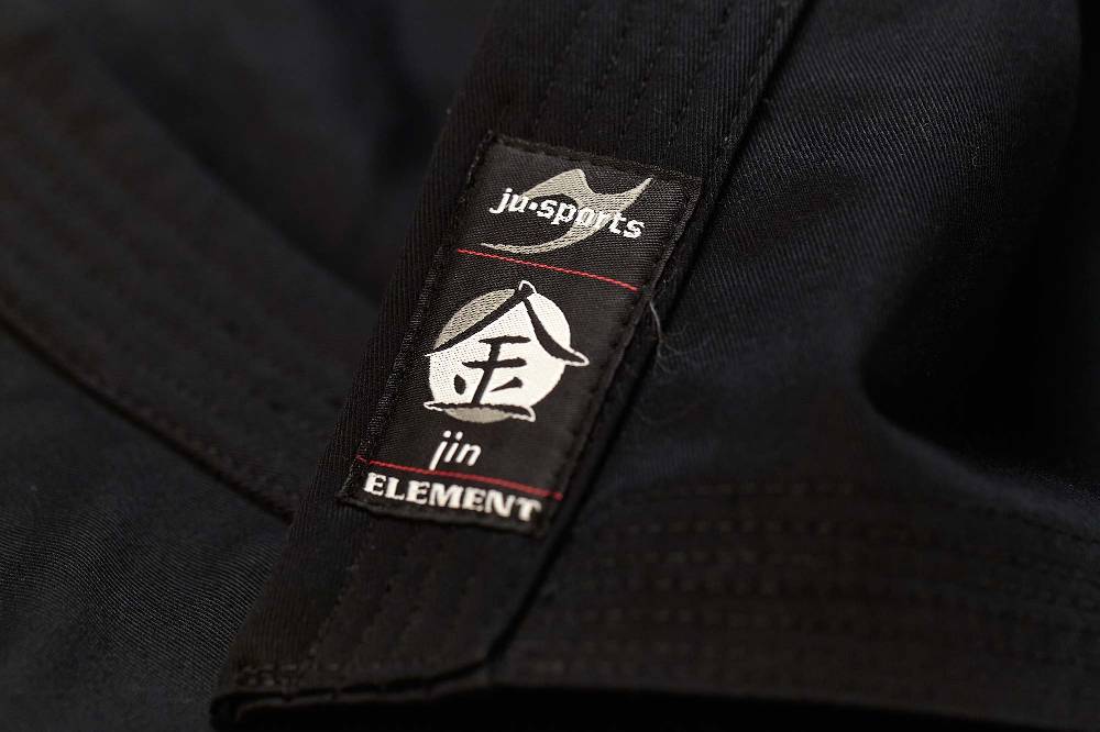 Ju Sports Element Jacke schwarz slim cut Sonderangebot