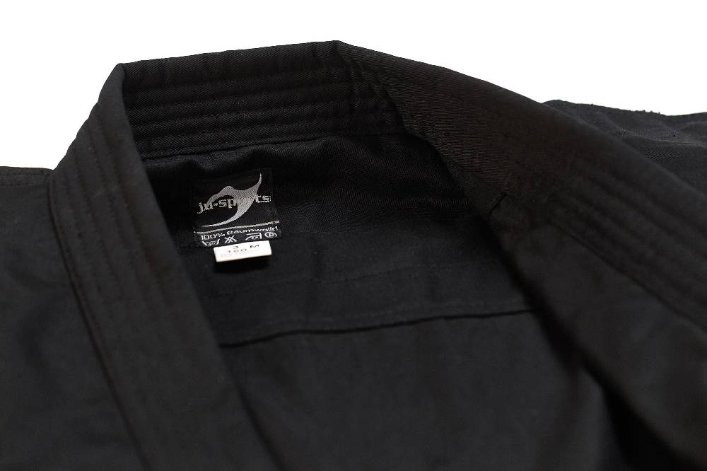 Ju Sports Element Jacke schwarz slim cut Sonderangebot