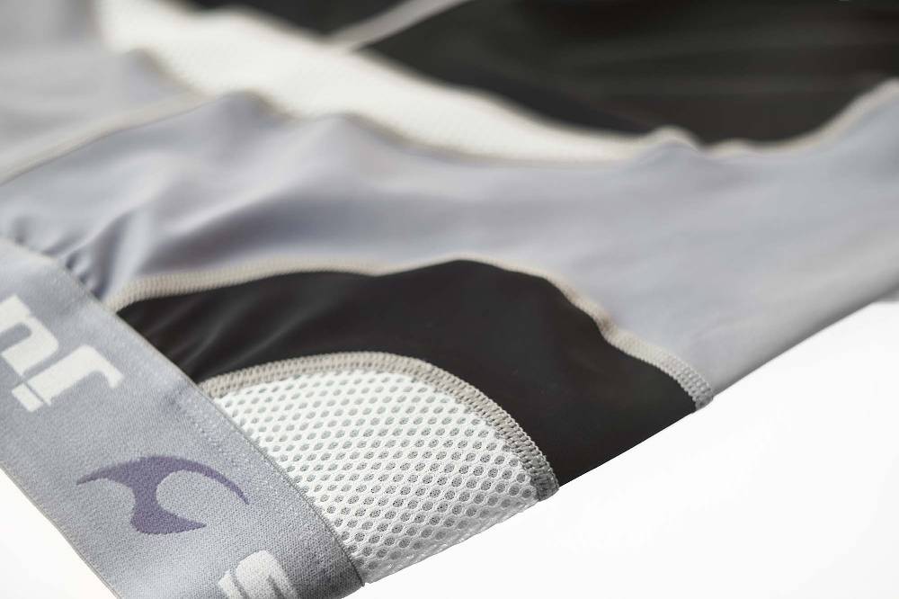Ju Sports Abverkauf: Ju-Sports Compression ProLine Spats + Motion Pro Flexcup, Tiefschutz Großer Ausverkauf