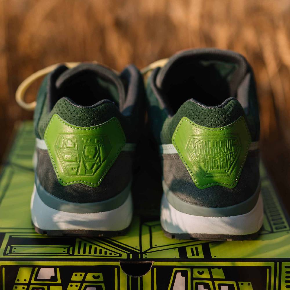 Kangaroos KangaROOS x Ghica Popa "SPACESHIP" Ultimate Osterangebot