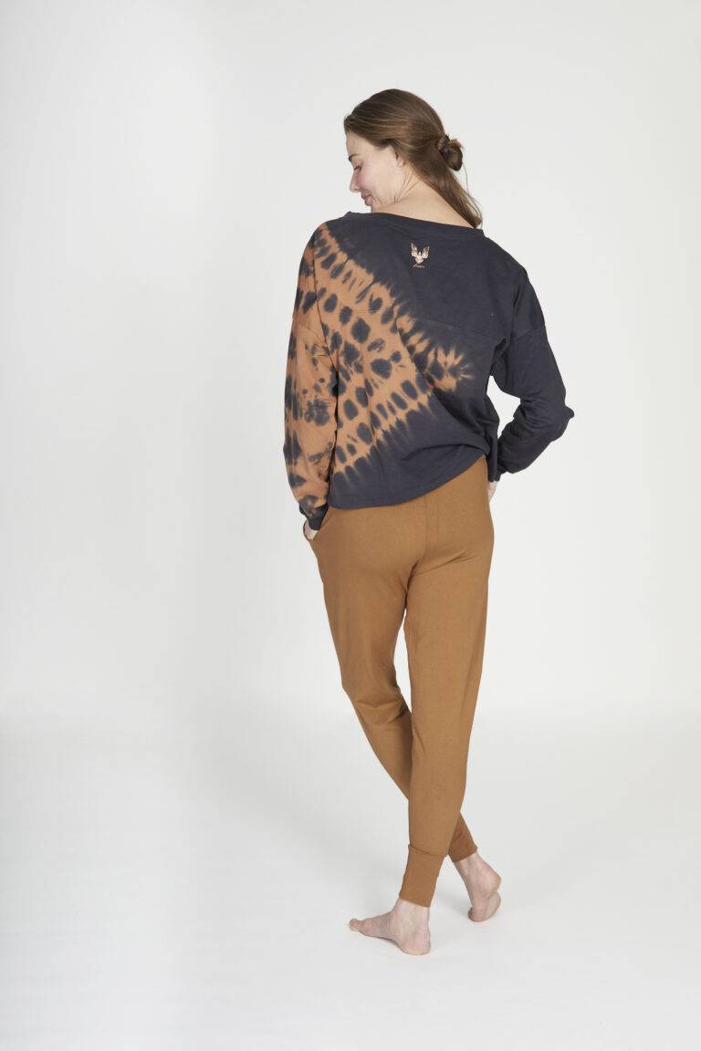 Kismet Yogastyle Ravi Shirt anthracite maroon batik Weihnachtsangebot
