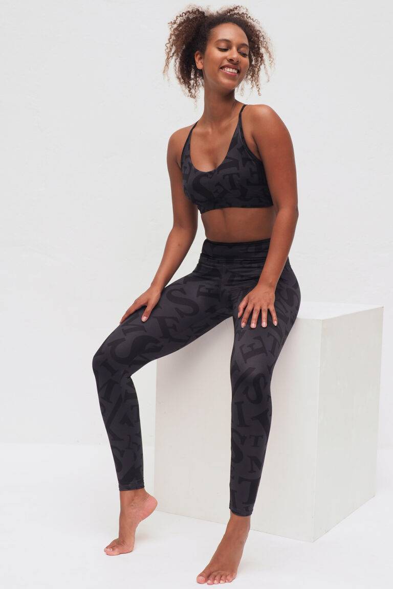 Kismet Yogastyle Amba anthracite typo Nur noch ein Tag übrig