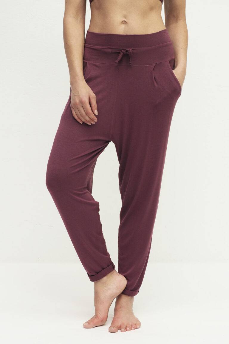 Kismet Yogastyle Bali Pant ruby