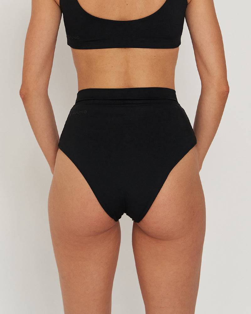 Kuuno Bikini Bottom High Waist Night Black 50% Rabatt mit kostenlosem Versand
