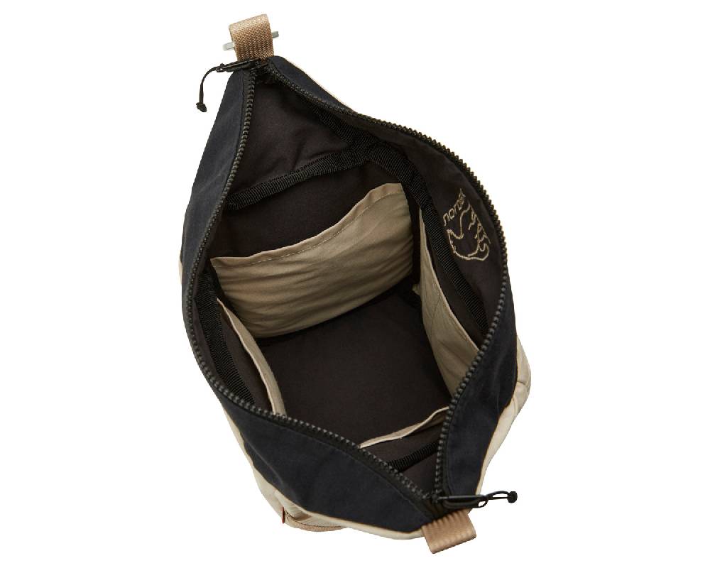 Nordisk Gjern boxy bag High High Sandshell Im Verkauf