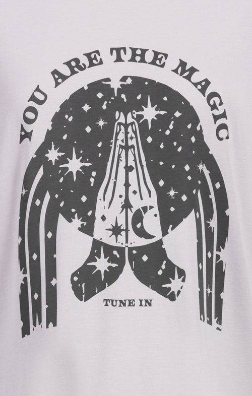 Ognx Yoga Boxy T-Shirt You Are The Magic by Nuri Rodríguez Bio Baumwolle Tencel™ Sora - lila Osterangebot