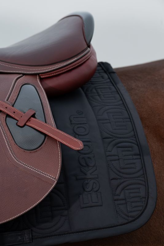 Pikeur Big Square Highgloss Bis zu 50% Rabatt