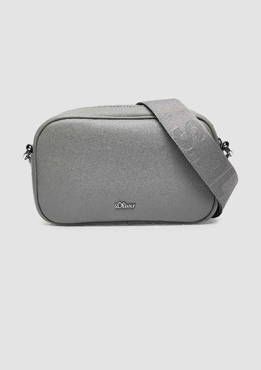 s.Oliver Camera-Bag aus Lederimitat Blitzverkäufe