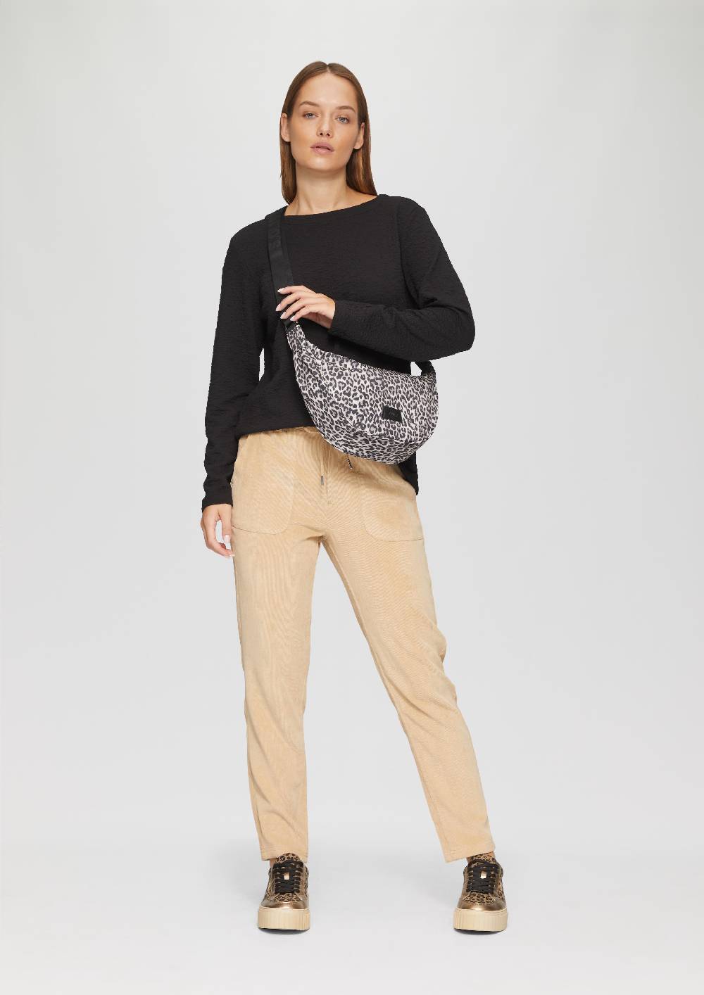 s.Oliver Mittelgroße Crossbody-Bag aus Webware Fabrik Onlineshop