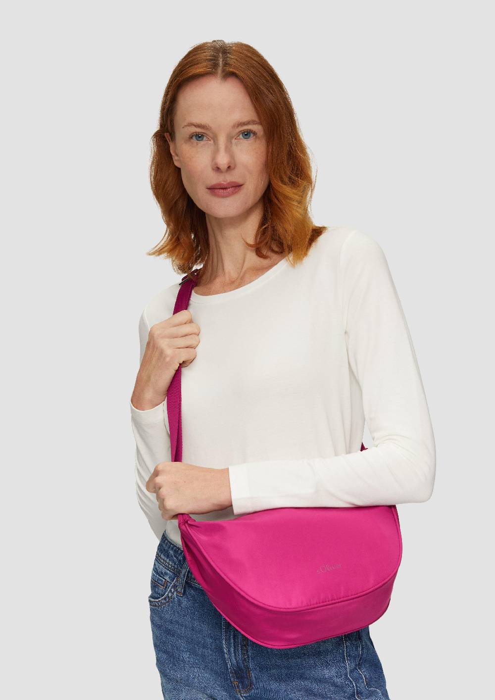 s.Oliver Schultertasche aus Twill Rabatt