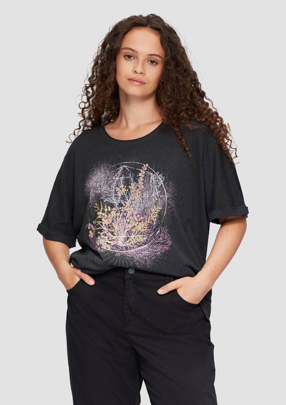 s.Oliver Oversize-Shirt mit Rundhalsausschnitt und Frontprint Im Verkauf
