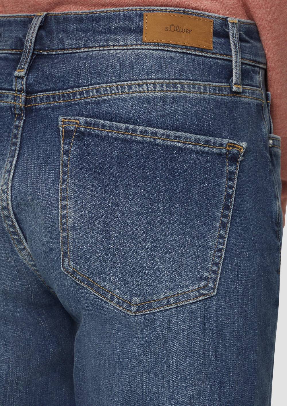 s.Oliver Jeans Karolin / Regular Fit / Mid Rise / Straight Leg Black Friday