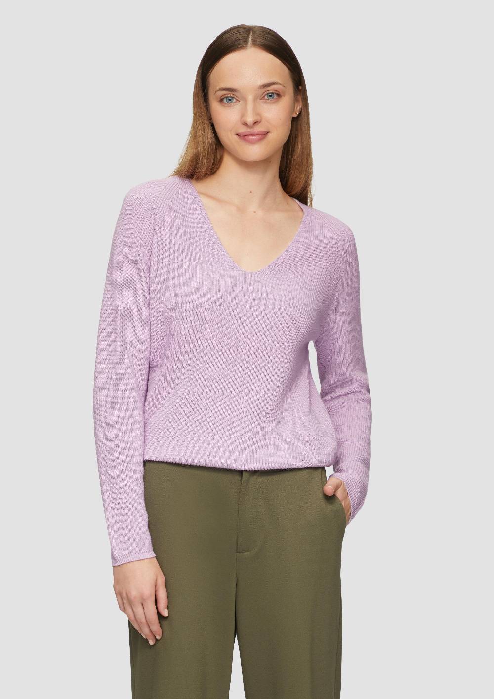 s.Oliver Strickpullover mit V-Ausschnitt und Raglan-Ärmeln Valentinstagsangebot