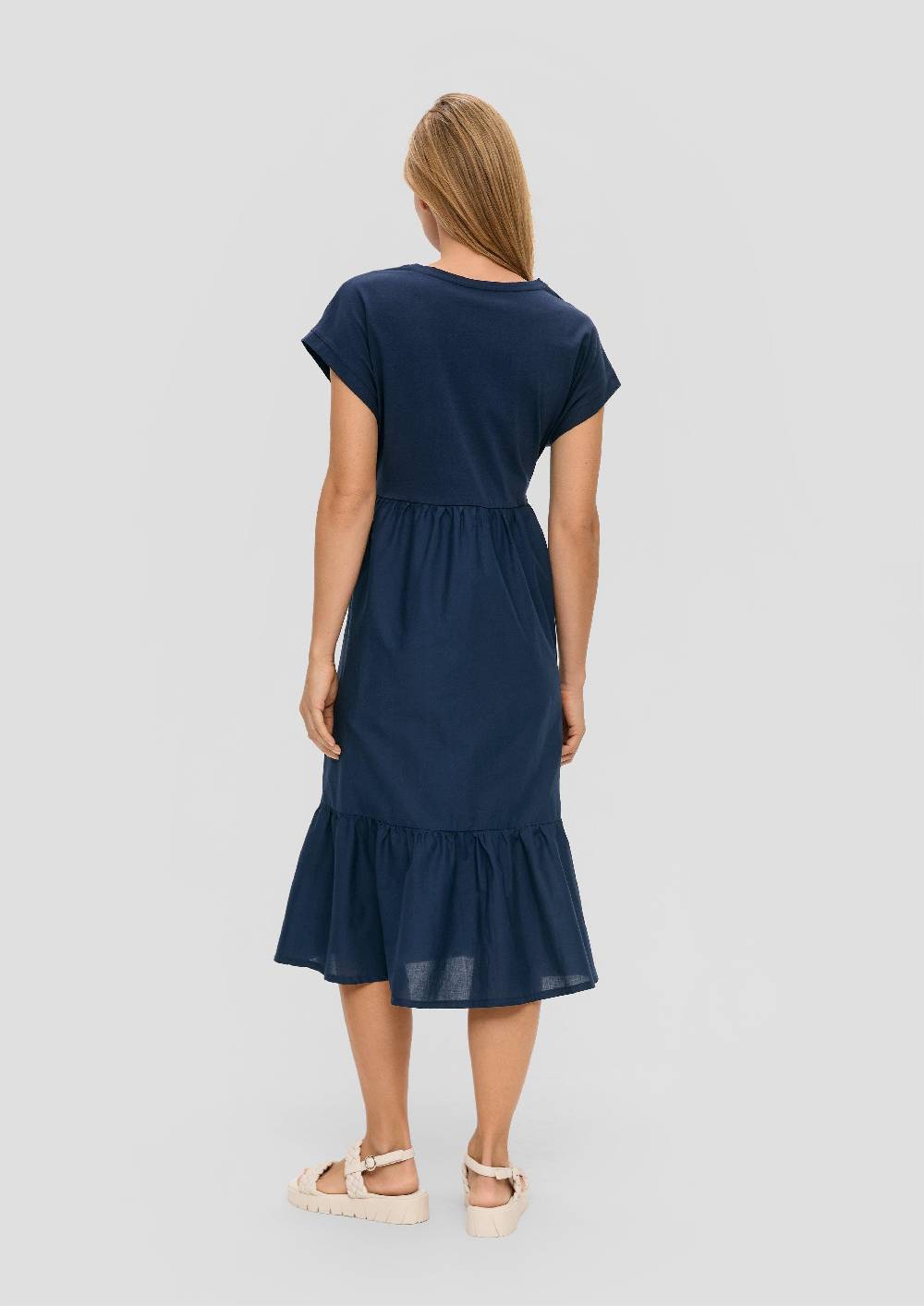 s.Oliver Luftiges Baumwollkleid im Fabricmix und Relaxed Fit Neueste Mode