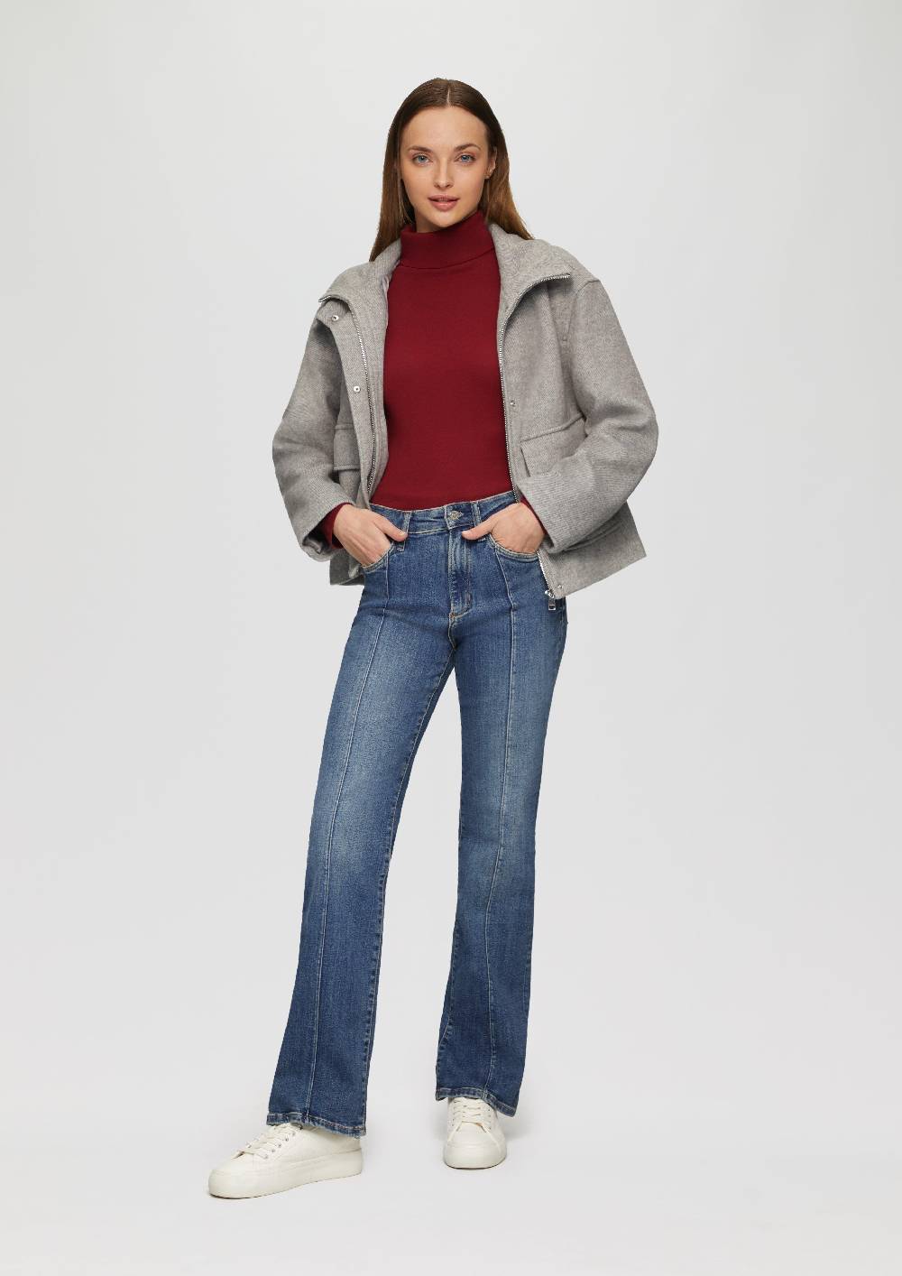 s.Oliver Jeans Flare / Slim Fit / Mid Rise / Flared Leg / mit Nahtdetail Wochenangebot