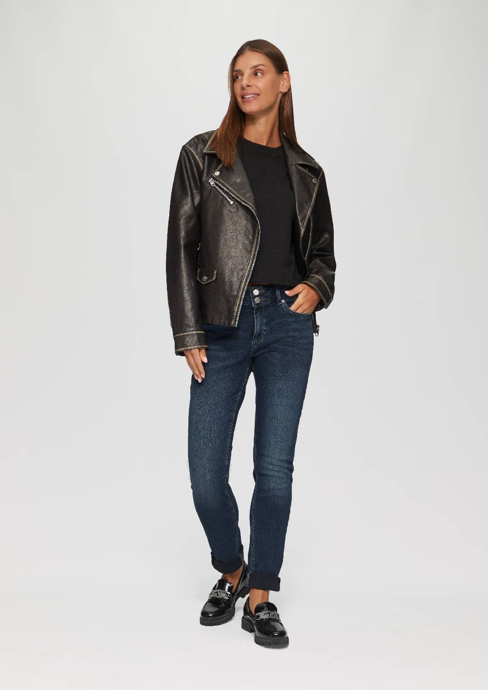 s.Oliver Jeans Catie / Slim Fit / Mid Rise / Slim Leg Bis zu 50% Rabatt