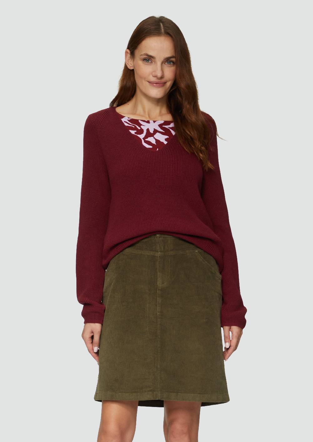 s.Oliver Strickpullover mit V-Ausschnitt aus Baumwollmix Discount Store für neue Produkte