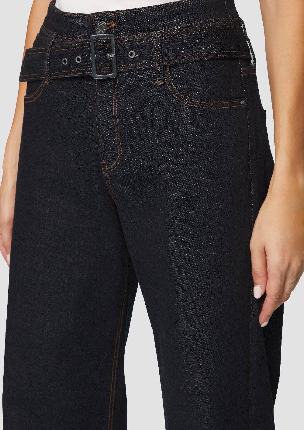 s.Oliver Jeans Suri/Regular Fit/High Rise/Wide Leg / mit Textilgürtel Black Friday Preise