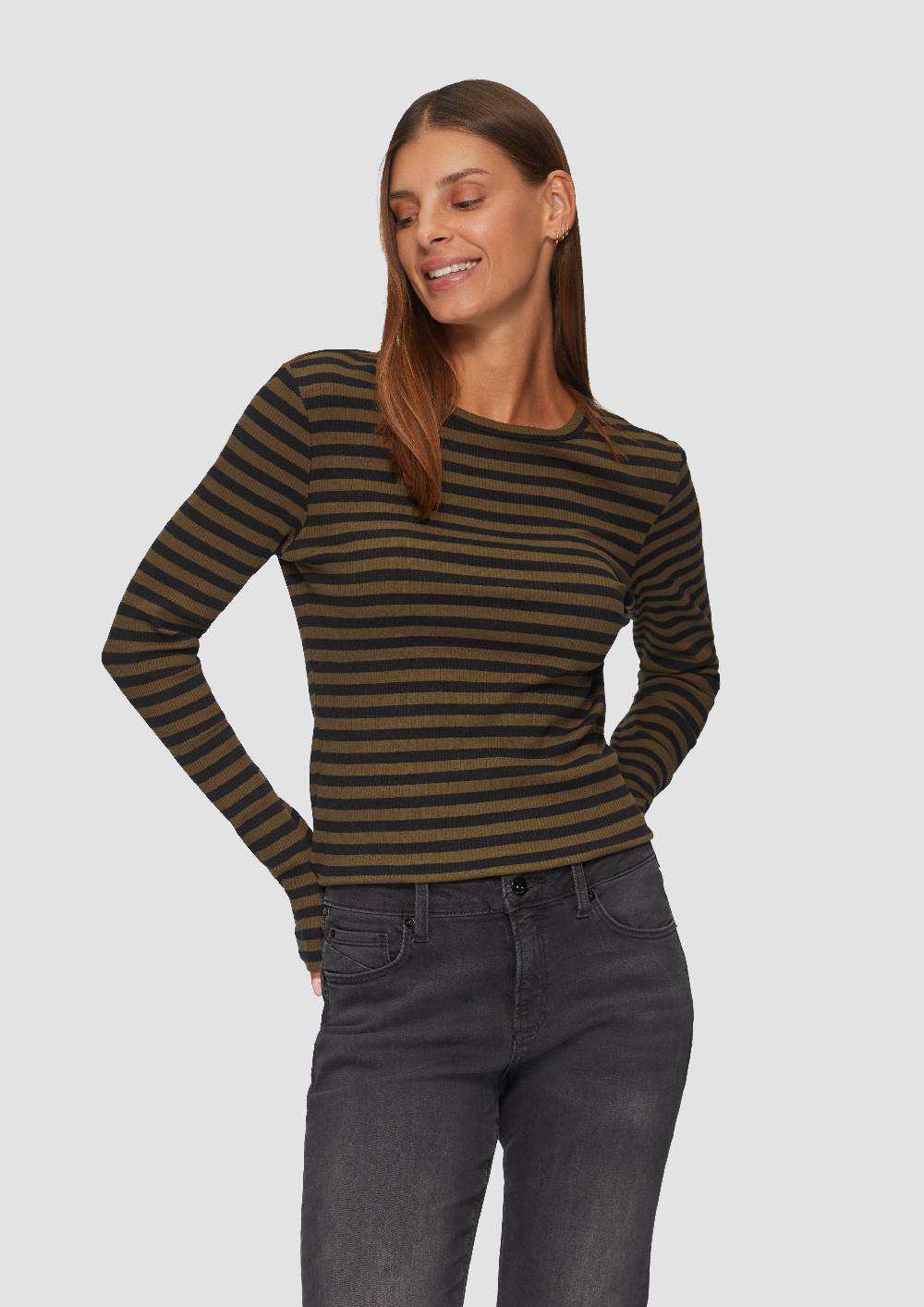 s.Oliver Geripptes Longsleeve im Slim Fit 2025