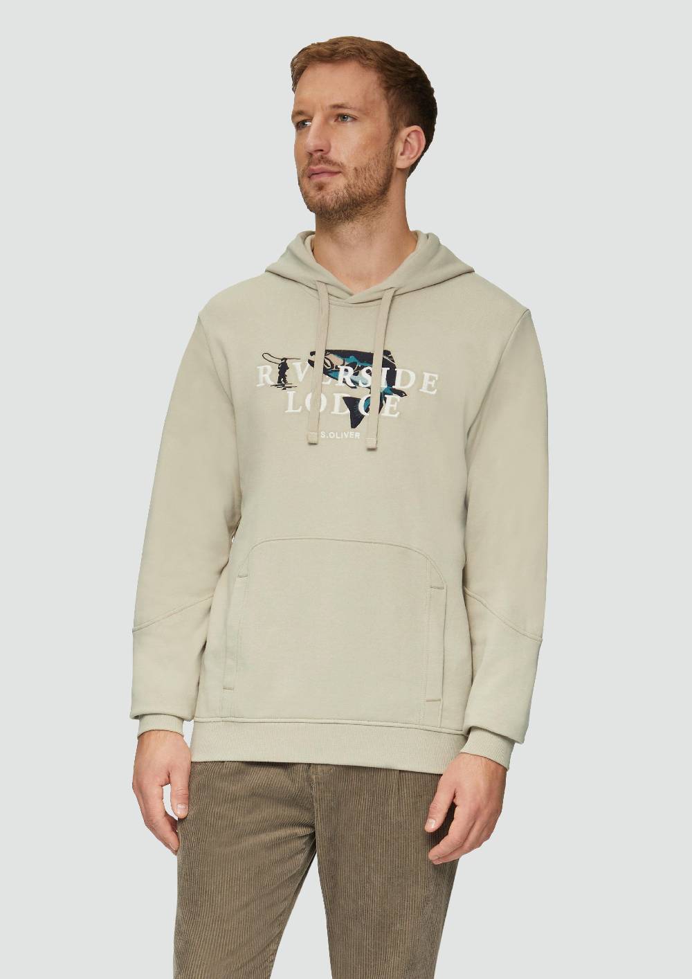 s.Oliver Hoodie mit Stickerei und Kängurutasche zollfrei