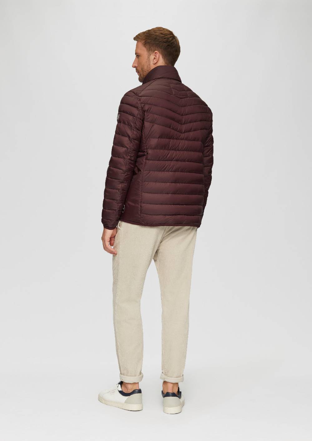s.Oliver Leicht wattierte Steppjacke aus recyceltem Polyester Black Friday