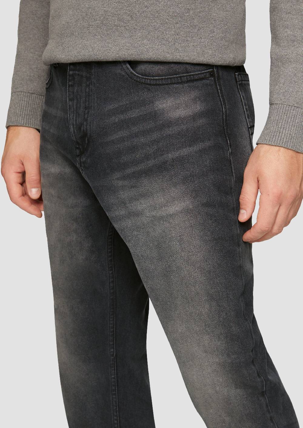 s.Oliver Jeans Scube / Relaxed Fit / High Rise / Barrel Leg Jubiläumsangebot