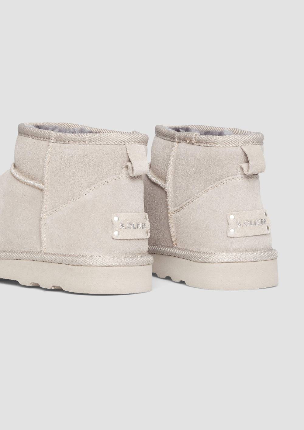 s.Oliver Flache Stiefel aus Leder zollfrei