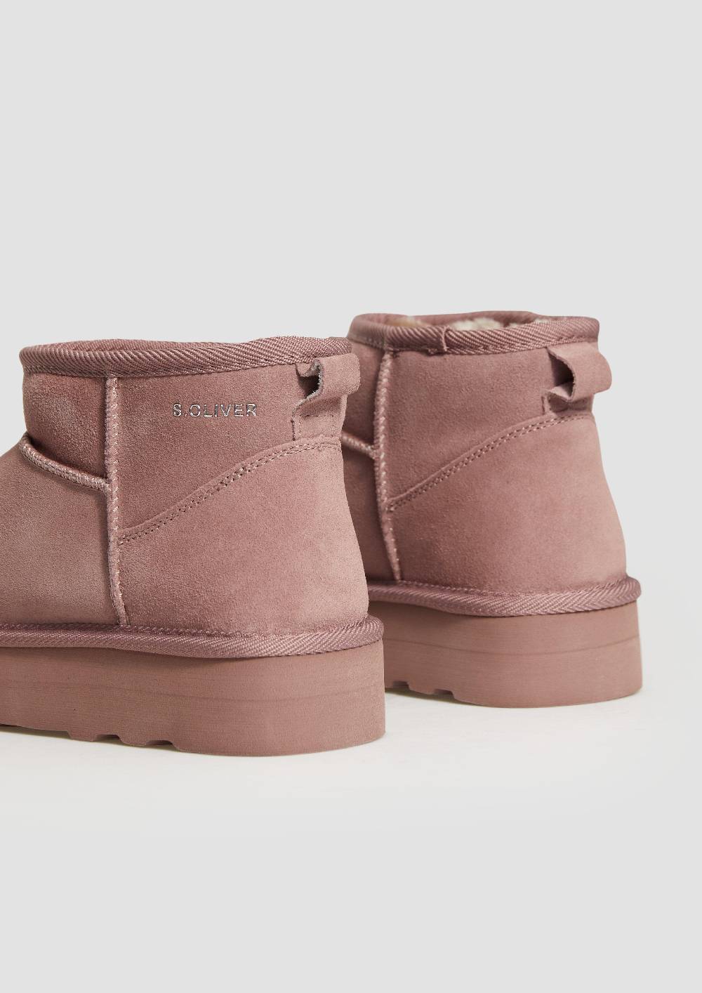 s.Oliver Stiefel mit Teddyplüsch-Futter 50% Rabatt für begrenzte Zeit