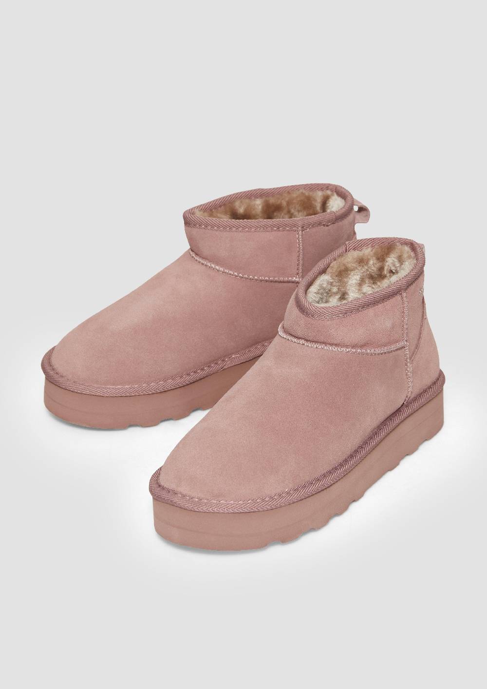s.Oliver Stiefel mit Teddyplüsch-Futter 50% Rabatt für begrenzte Zeit