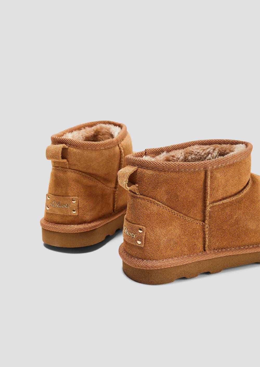 s.Oliver Flache Stiefel aus Leder Valentinstagsangebot
