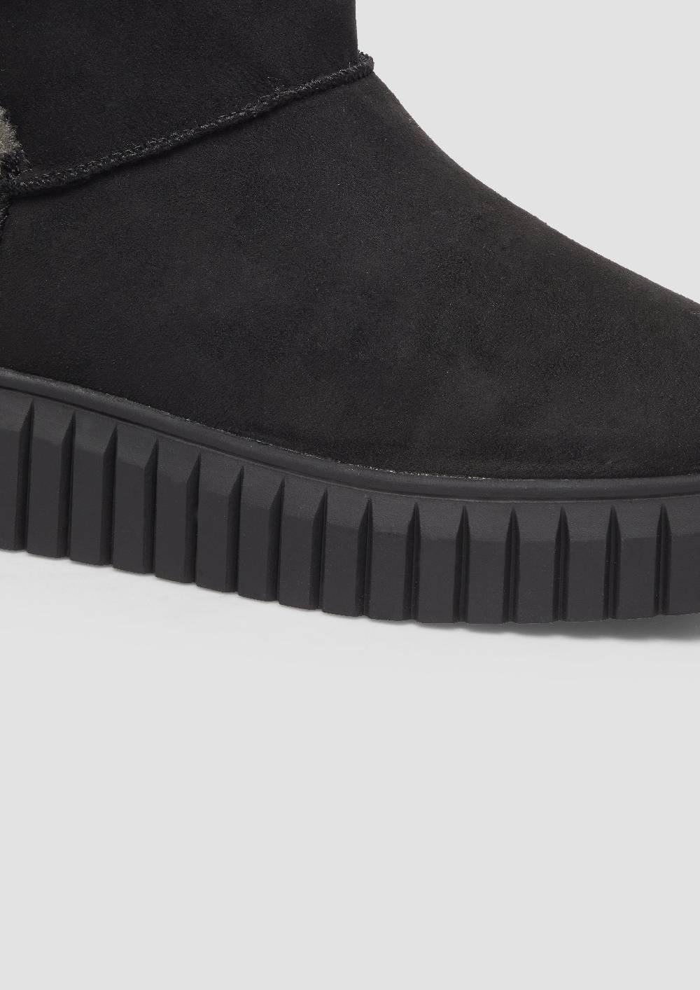 s.Oliver Gefütterte Boots mit Plateausohle Jubiläumsangebot