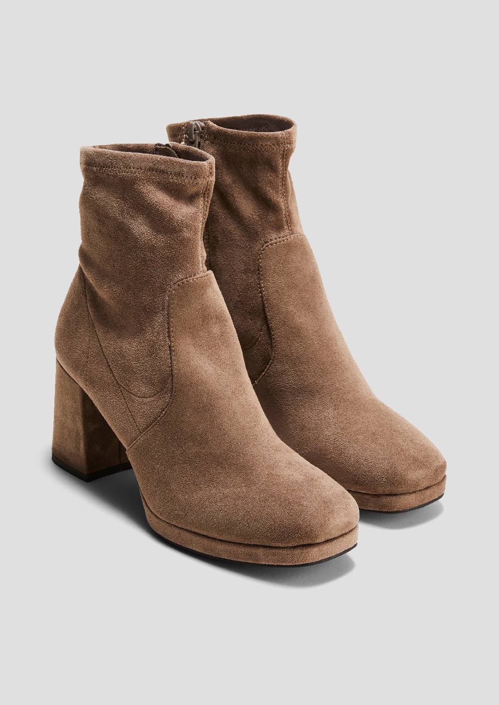 s.Oliver Stiefel mit Blockabsatz Große Rabatte
