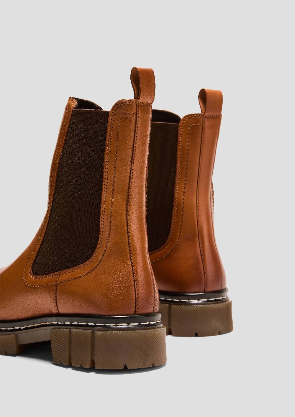 s.Oliver Chelsea Boots aus Leder Kauf eins, bekomm eins gratis