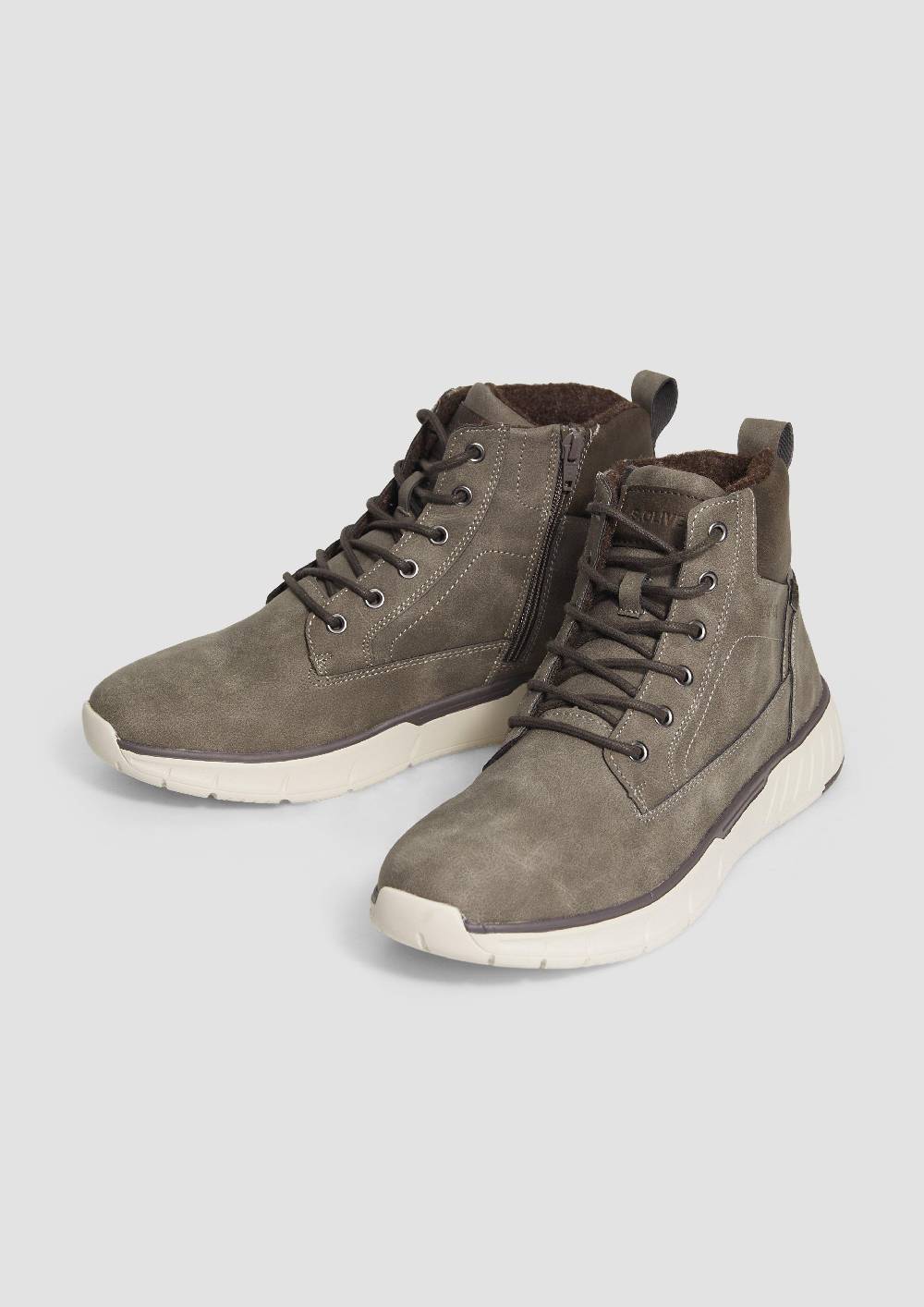s.Oliver Stiefel im sportiven Look Zeitbegrenzte Promotion