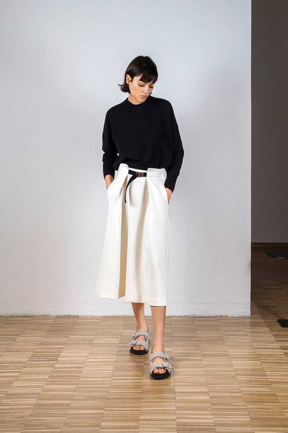 Spoon Golf Skirt with Pleats and Belt