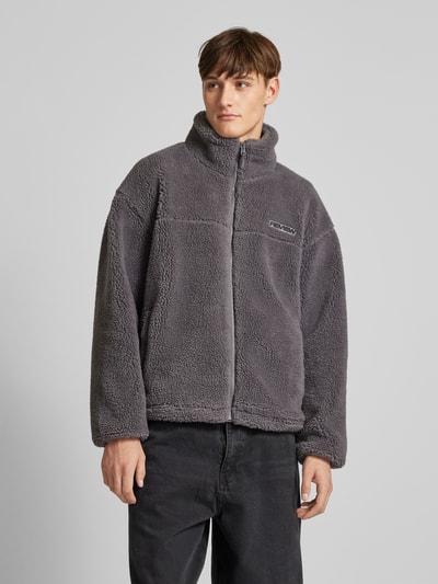Peek & Cloppenburg REVIEWFleecejacke mit Label-Detail in dunkelgrau Cyber Monday