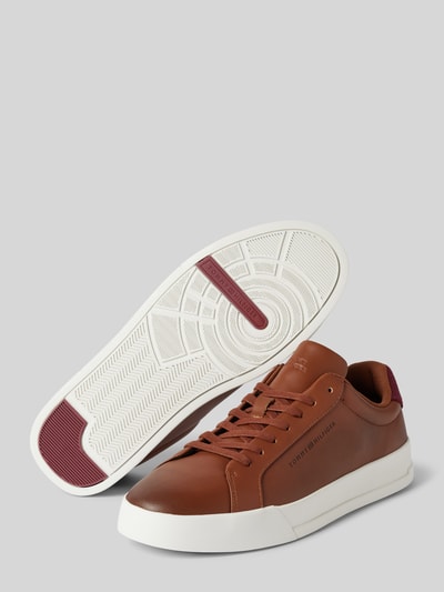 Peek & Cloppenburg Tommy HilfigerSneaker aus Leder mit Label-Detail in cognac Weihnachtsangebot