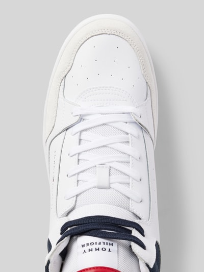 Peek & Cloppenburg Tommy HilfigerSneaker mit Schnürung Modell 'BASKET' in weiss Neuheiten