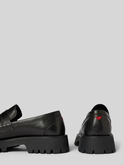 Peek & Cloppenburg GuessLederloafers mit Blockabsatz Modell 'GORIZIA' in black Saisonale Angebote