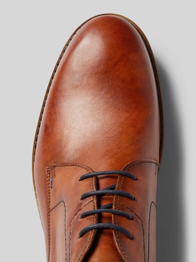Peek & Cloppenburg LloydLederderby mit Ziernähten Modell 'HENGELO' in cognac Begrenzte Freigabe