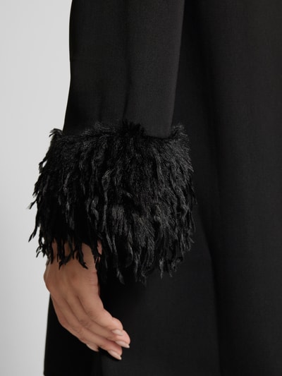 Peek & Cloppenburg Jake*s CollectionKnielanges Kleid mit Rundhalsausschnitt und Kunstfell in black Flash Sale
