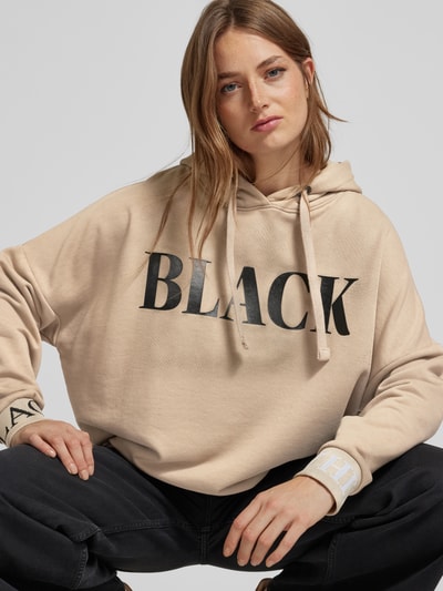 Peek & Cloppenburg miss goodlifeOversized Hoodie mit Label-Print in beige Neuheiten