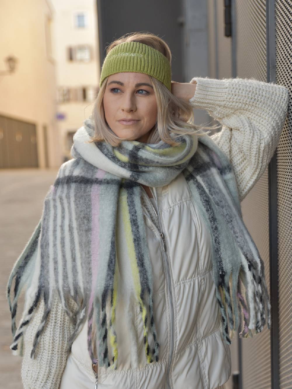 Stylebreaker Web Strickschal Streifen bunt Im Verkauf